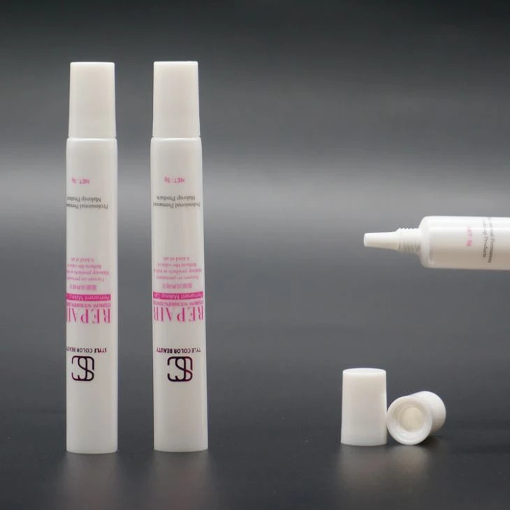 Small Size Nozzle Cosmetic Tube